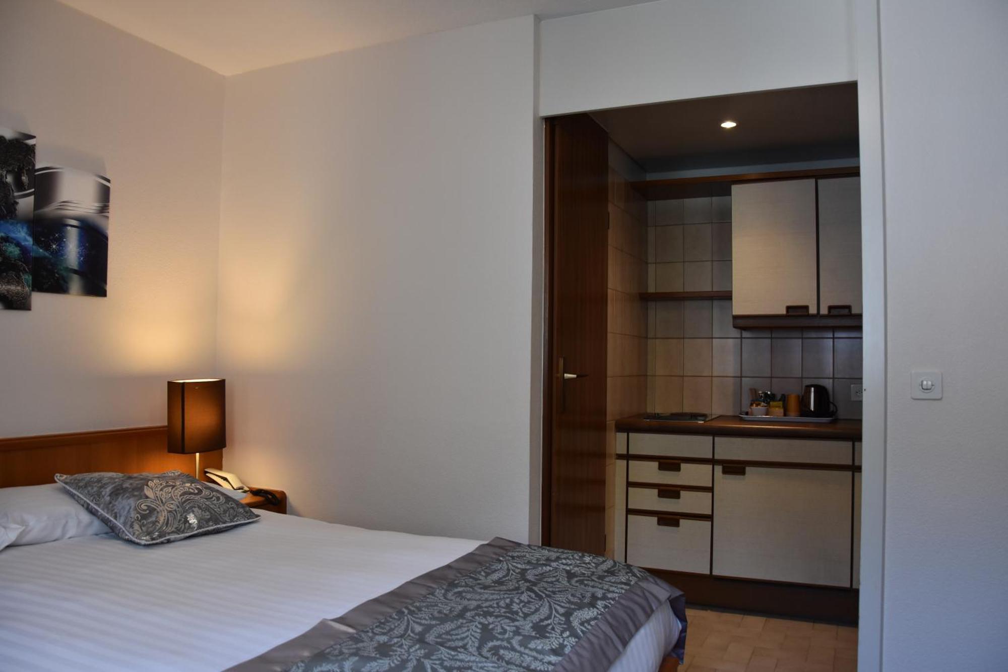 Hotel Des Trois Rois Le Locle Εξωτερικό φωτογραφία