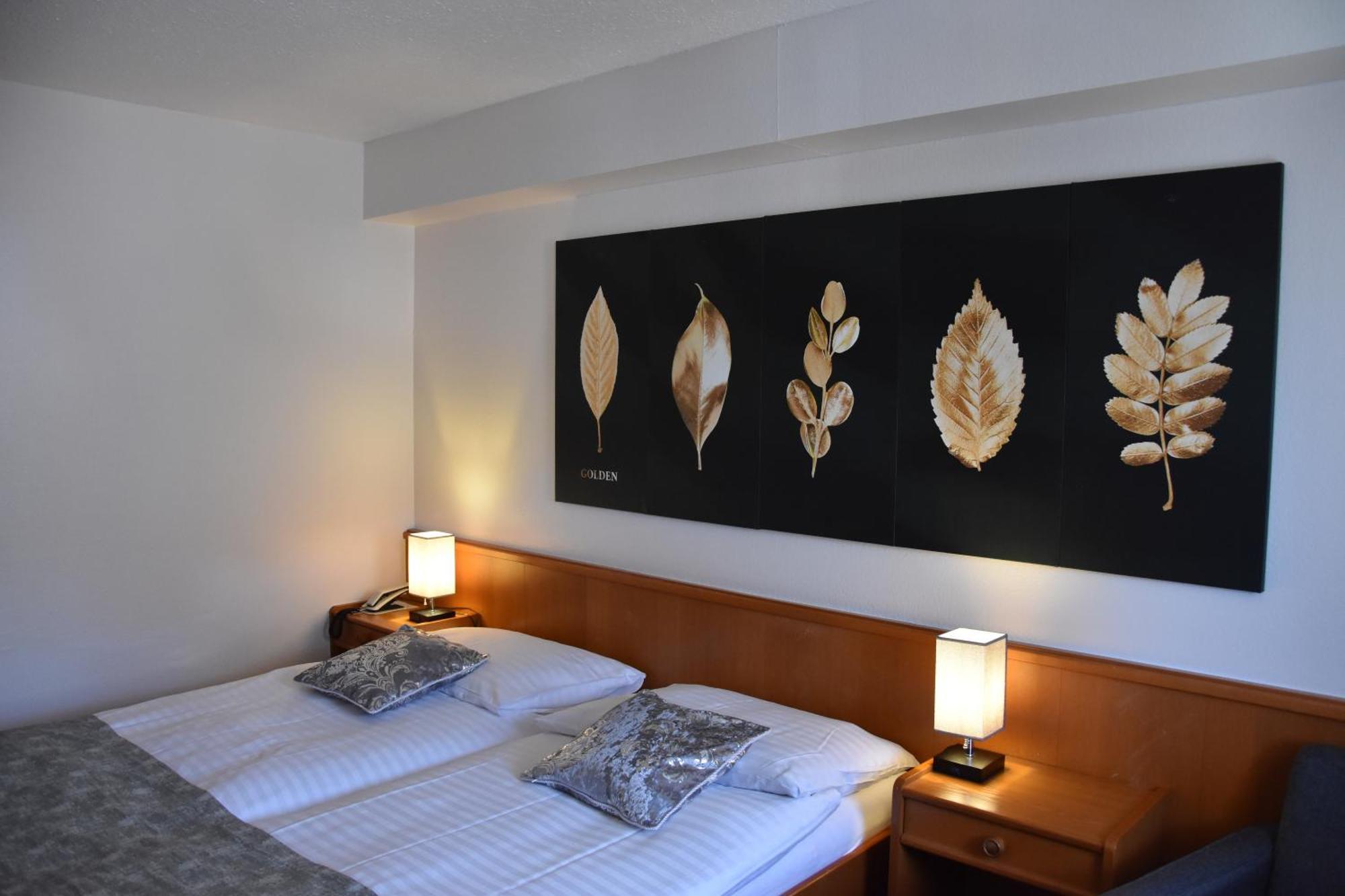 Hotel Des Trois Rois Le Locle Εξωτερικό φωτογραφία