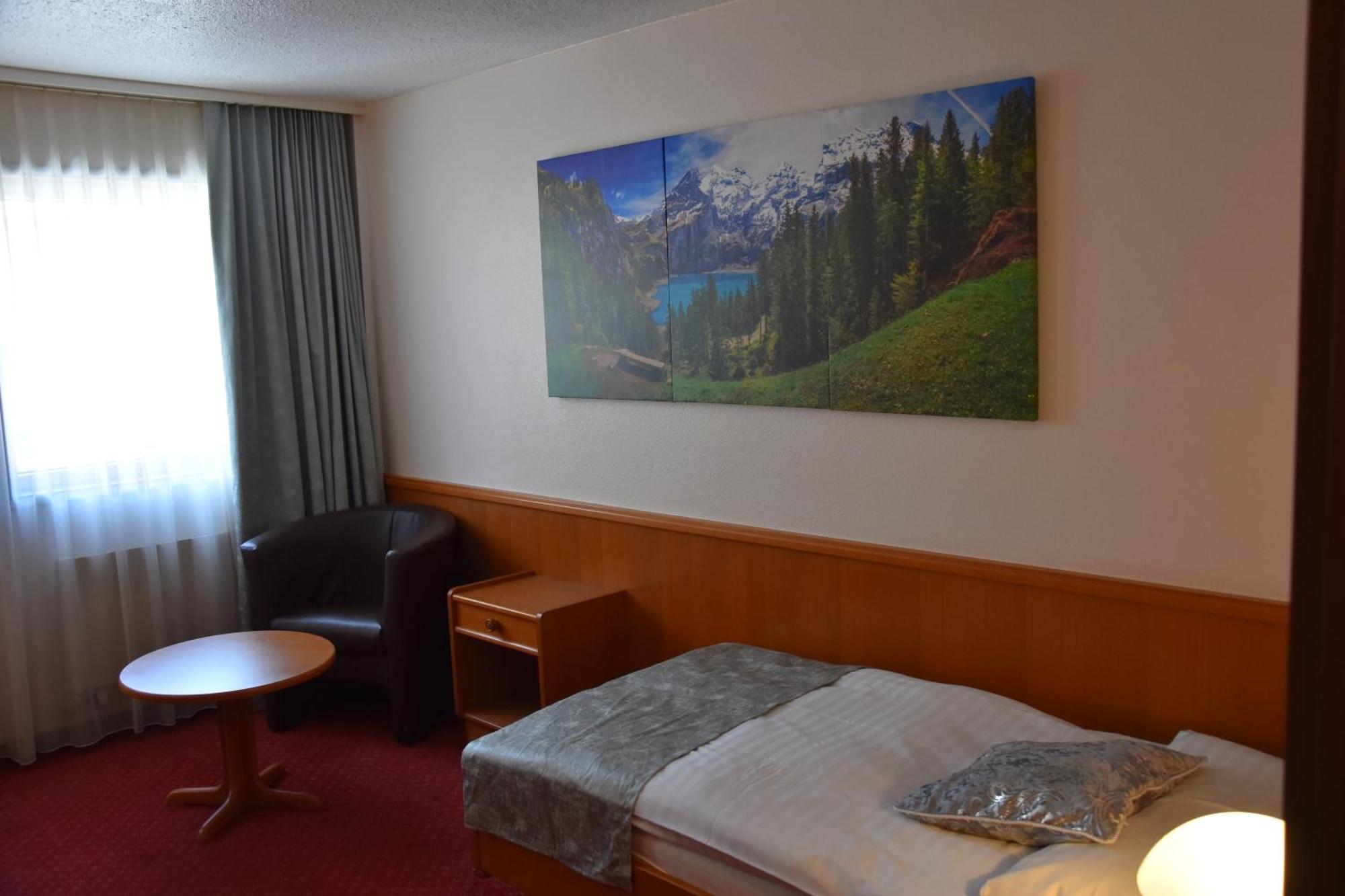 Hotel Des Trois Rois Le Locle Εξωτερικό φωτογραφία